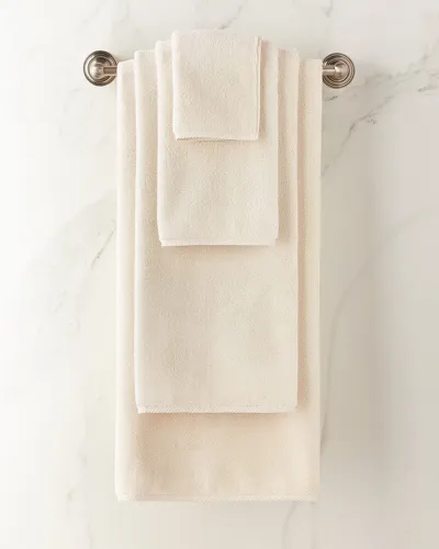 Matouk Marcus Collection Luxury Hand Towel In Ivory