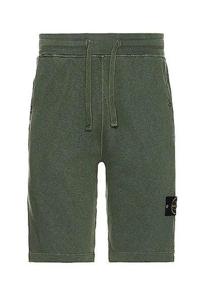 Stone Island Fleece Shorts In Verde