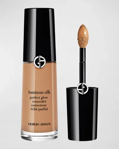 Armani Collezioni Luminous Silk Concealer In .- Tan With A Neutral Undertone