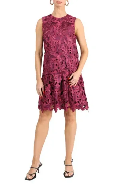 Adelyn Rae Roland Back Bow Lace Sleeveless Dress In Cranberry