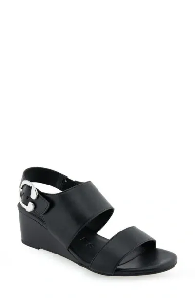 Aerosoles Worth Wedge Sandal In Black Combo