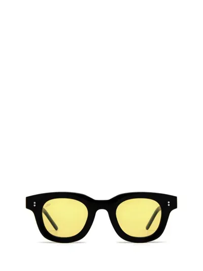 Akila Sunglasses In Black