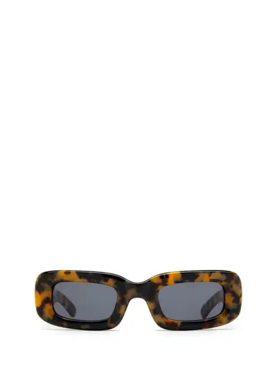 Akila Sunglasses In Tortoise