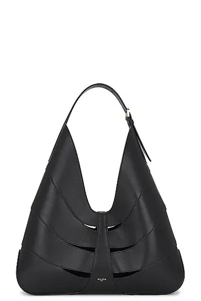 Alaïa Delta Hobo Bag In Noir