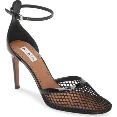 Alaïa Fishnet Ankle Strap Pump In Noir