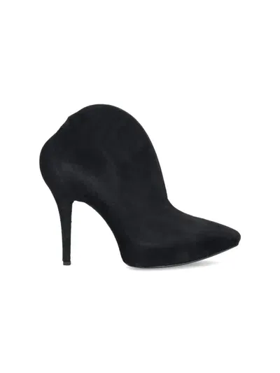 Alaïa Slick Pointed Toe Boots In Black