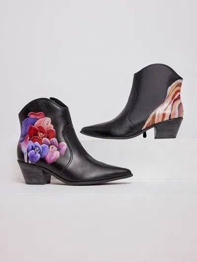 Alepel Floral Boot In Floral - Black