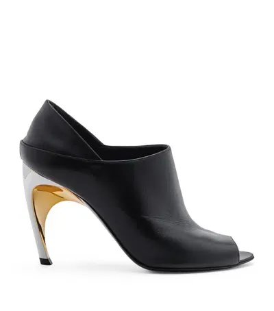 Alexander Mcqueen Leather Armadillo Mules 95 In Black