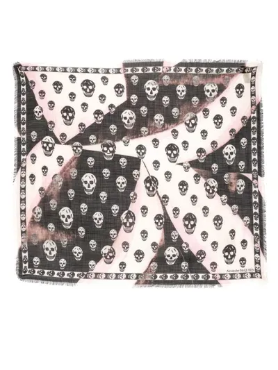 Alexander Mcqueen Skull Print Scarf In Black