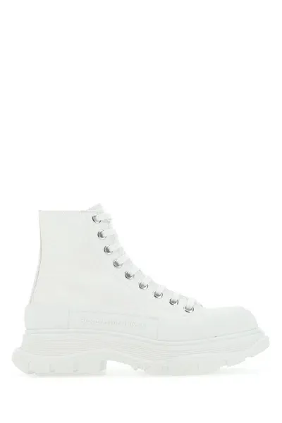 Alexander Mcqueen Sneakers In White