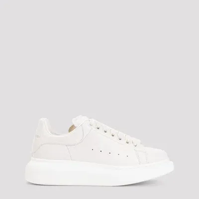 Alexander Mcqueen Sneakers In Off White