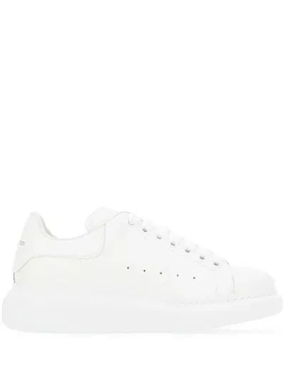 Alexander Mcqueen Leather Oversized Low-top Sneakers In Blanco