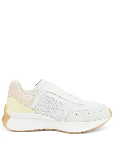 Alexander Mcqueen Sneakers Mit Perforierten Details In W/o.wh/an/bl/pe/si/a