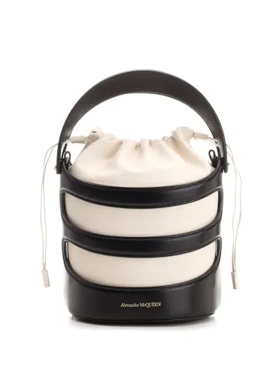 Alexander Mcqueen The Rise Bucket Bag In White