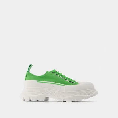 Alexander Mcqueen Sneakers Tread Aus Weissem Und Silberfarbenem Leder In Green