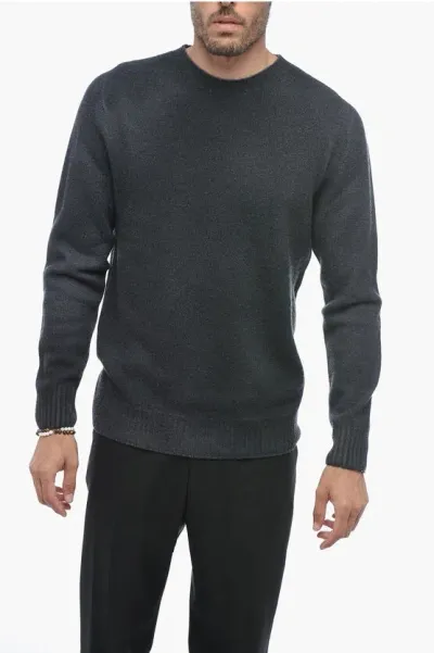 Altea Crew Neck Wool And Cashmere Sweater In Black