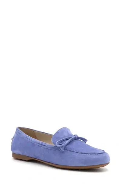 Amalfi By Rangoni Dubblino Driving Loafer In Blu Iris Cashmere