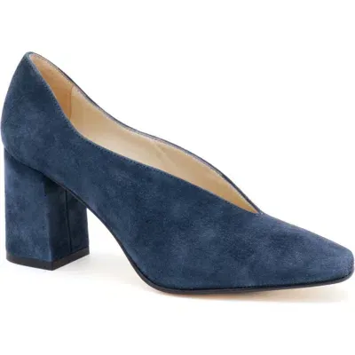 Amalfi By Rangoni Felice Pump In Navy Cashmere