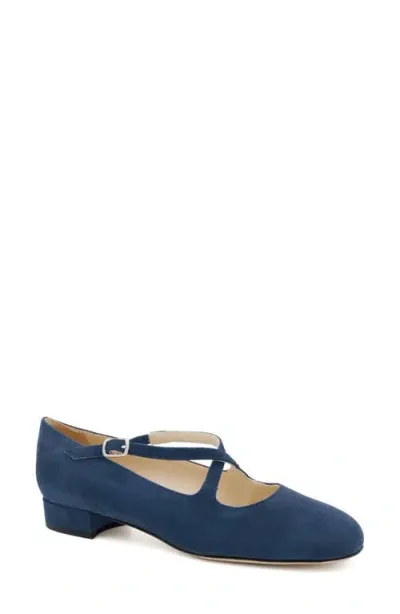 Amalfi By Rangoni Moria Pump In Navy Cashmere