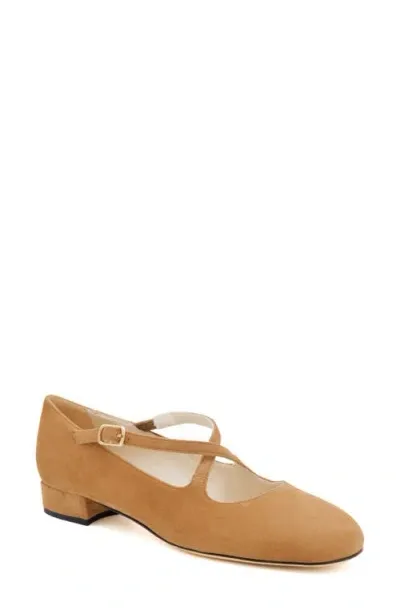 Amalfi By Rangoni Moria Pump In Toasted Cashmere