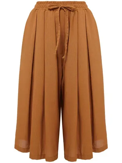 Amapô Wide-leg Bermuda Trousers In Brown