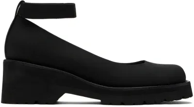 Amomento Black Round Toe Strap Ballerina Flats