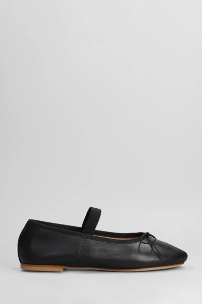 Anniel Ballet Flats In Black