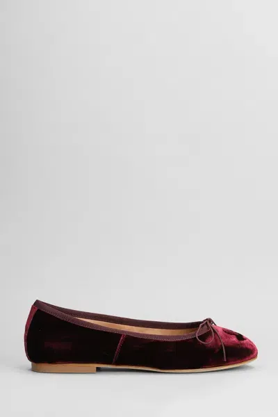 Anniel Ballet Flats In Bordeaux Velvet In Red