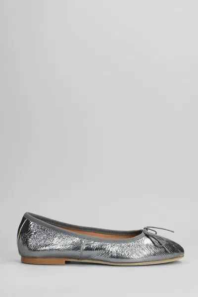 Anniel Ballet Flats In Silver