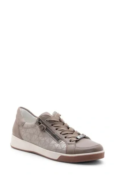 Ara Rei Low Sneaker In Moon