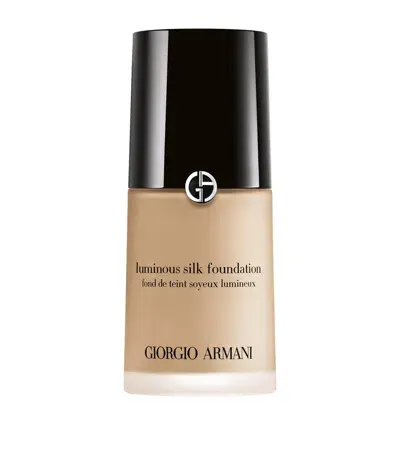 Armani Collezioni Luminous Silk Foundation In Beige