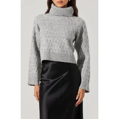 Astr The Label Textured Stitch Crop Turtleneck Sweater In Heather Grey