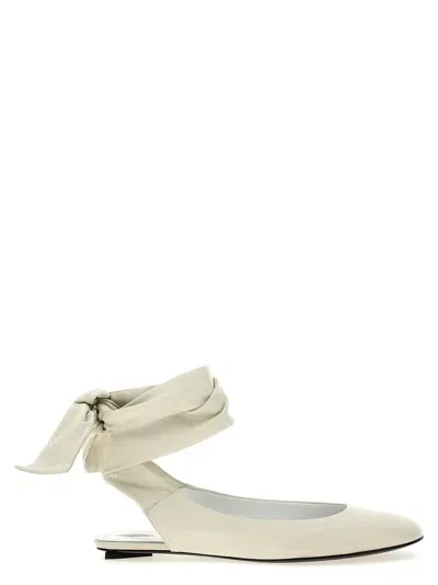 Attico Cloe Ballet Flats In Bianco