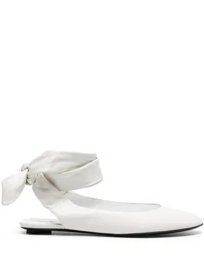 Attico Elegant Ballerina Flat Shoes With Luxurious Leather Lining And Durable Sole In White