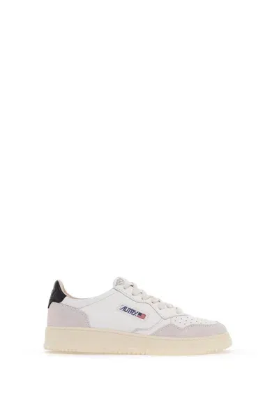 Autry Leather Medalist Low Sneakers In White