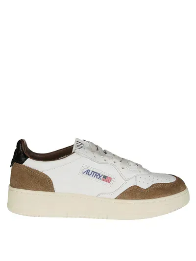 Autry Medalist Low Goat Suede In White