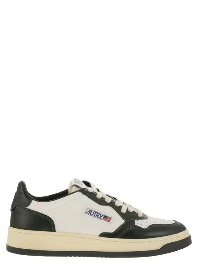 Autry Medalist Low Leather Sneakers In White