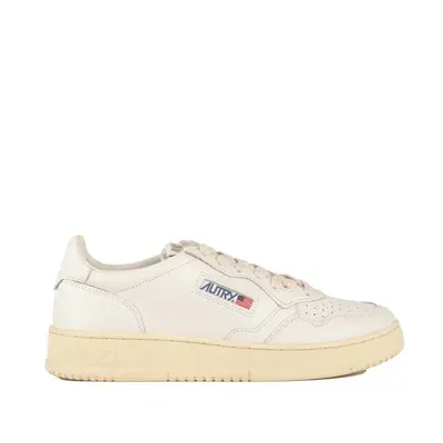 Autry Medalist Low Leather Sneakers White