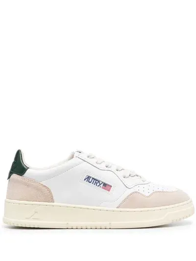 Autry Medalist Low Shoes In White