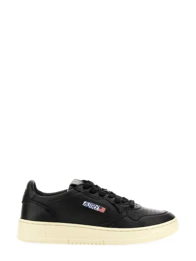 Autry Medalist Low Sneaker In Schwarz