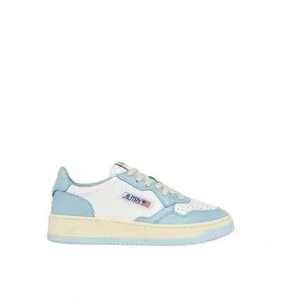 Autry Medalist Low Sneakers In Bianco