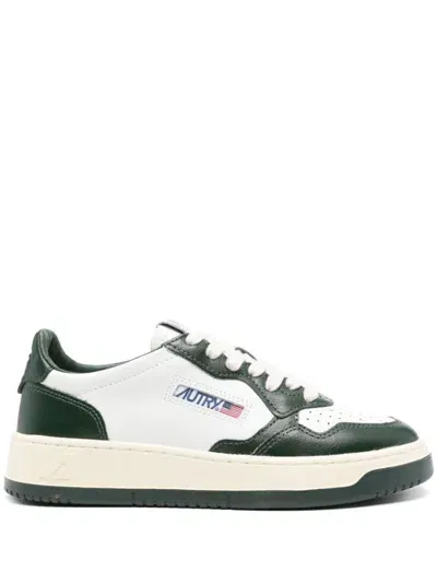 Autry Medalist Low Sneakers Shoes In White