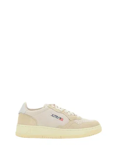 Autry Medalist Low Sneakers In Suede Hair Ecru