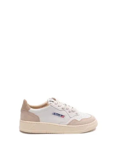 Autry `medalist` Low-top Sneakers In White