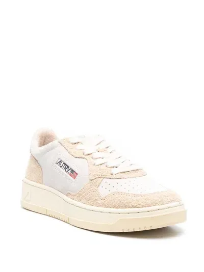 Autry Sneakers In Beige