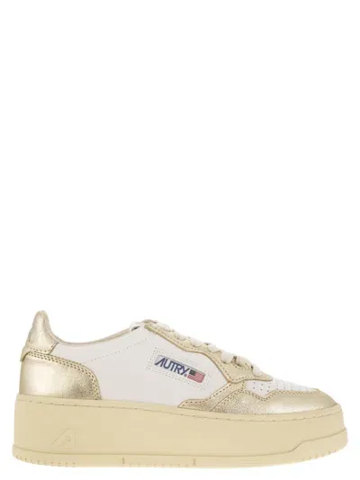 Autry Medalist Platform Leather Trainers In White