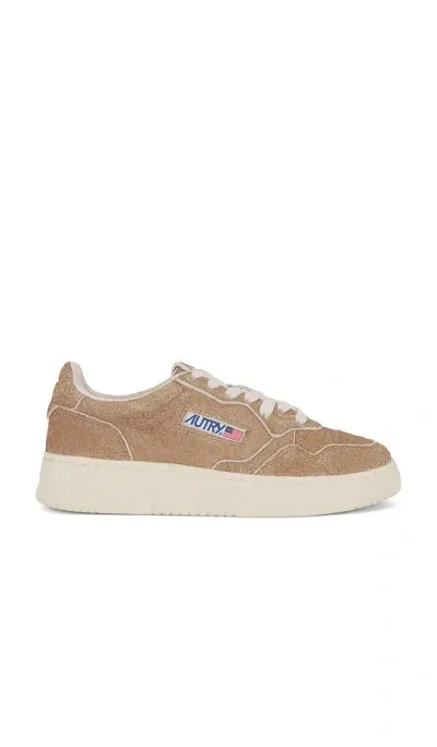 Autry Medalist Sneaker In Beige