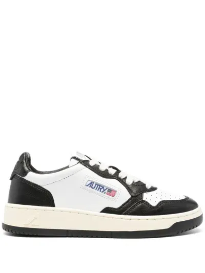 Autry Medalist Sneakers In Black