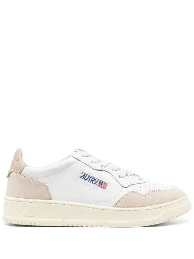 Autry 'medalist' Sneakers In White