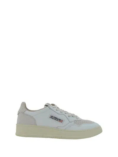 Autry Sneakers Medalist Low In White